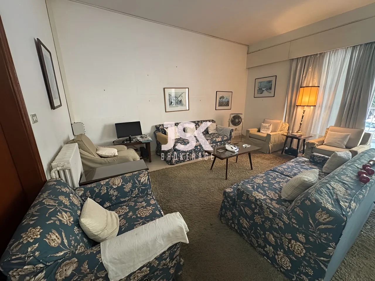 Apartment for Sale in Ras Beirut - 3 bed, 2 bath