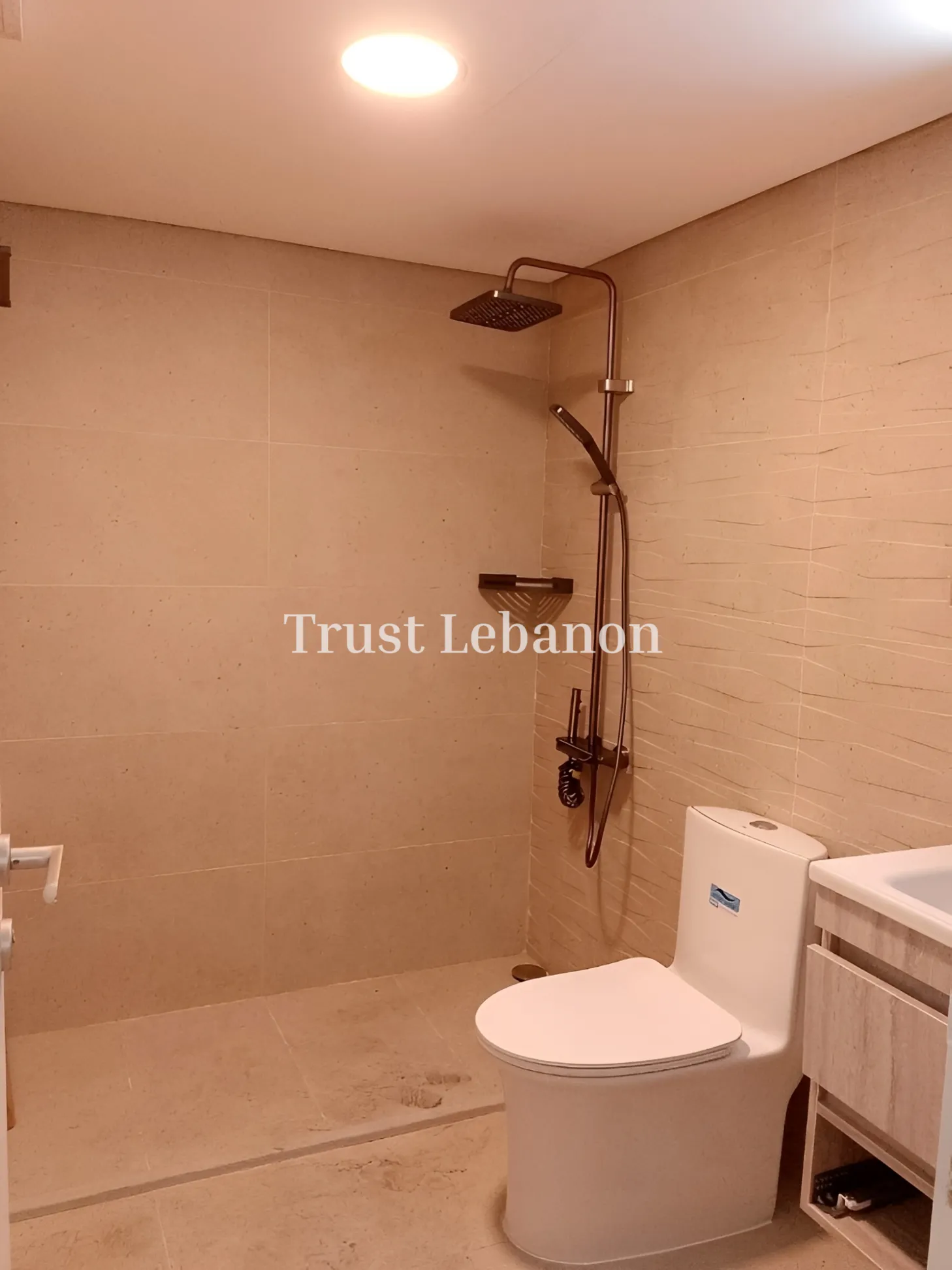 Apartment for rent in Antelias, Lebanon - 2 bed, 2 bath