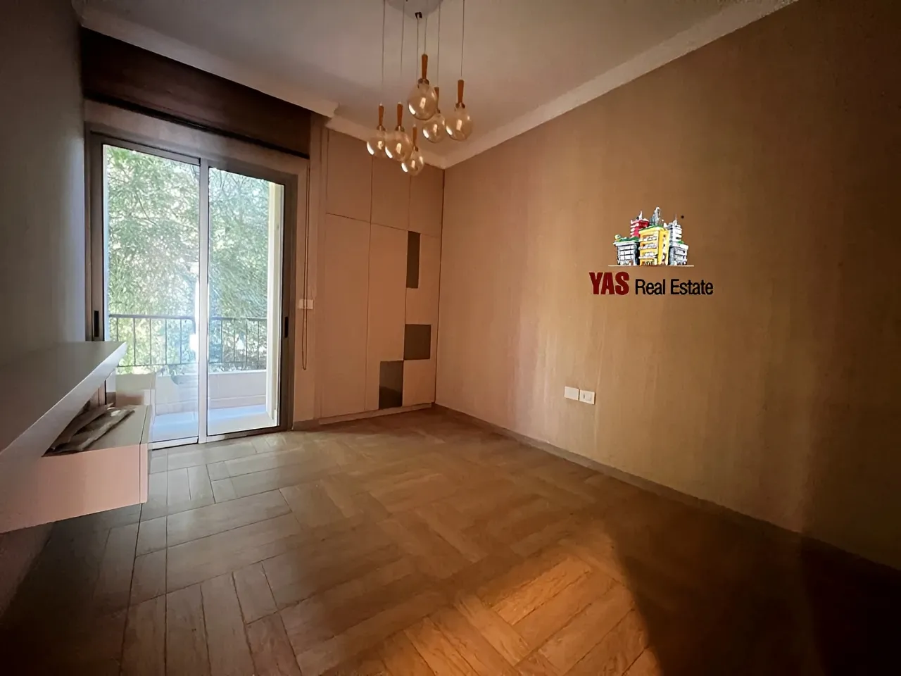 Apartment for Rent in Ballouneh - 3 bed, 4 bath