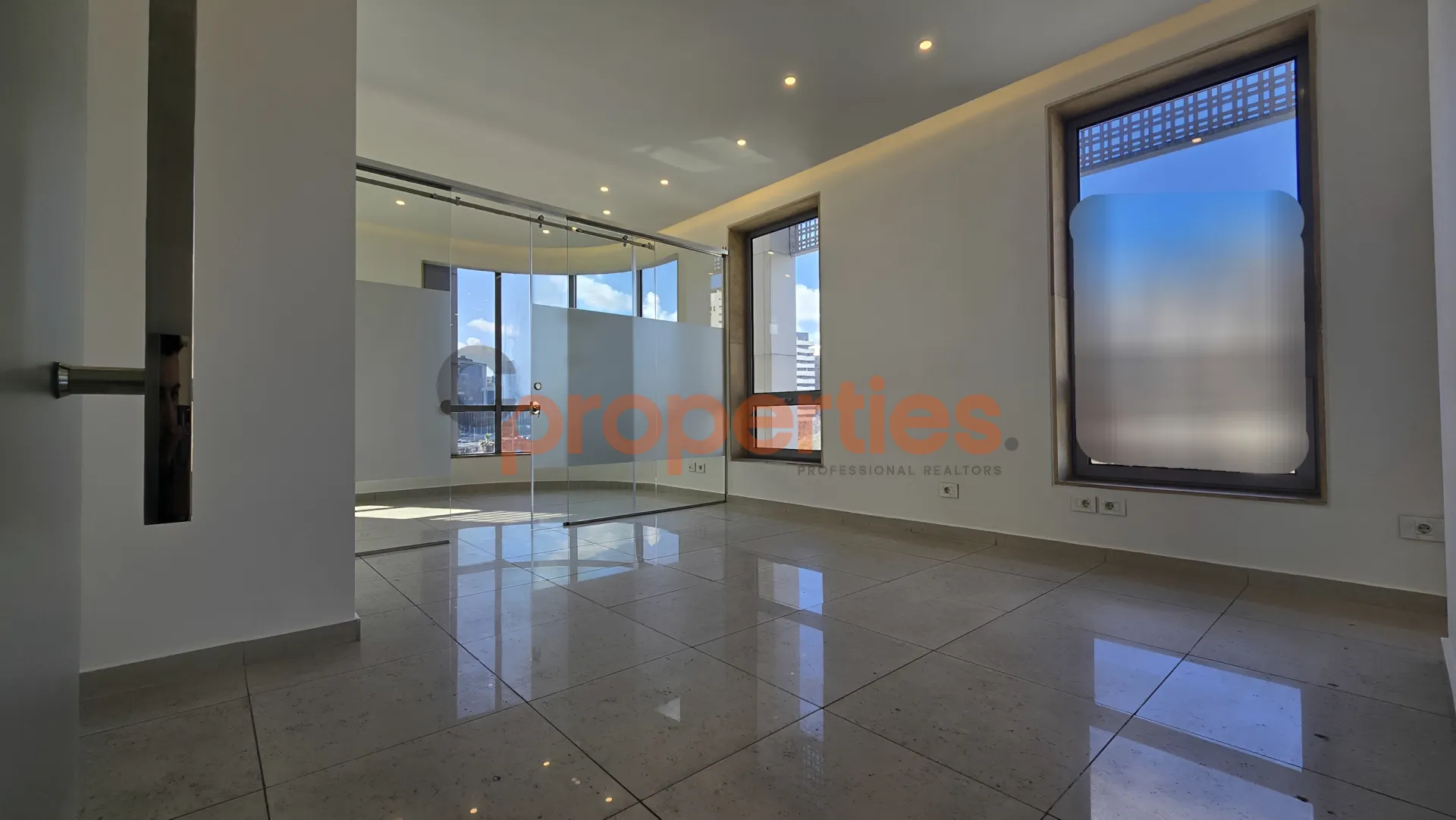 Office for Rent in Adliyeh
