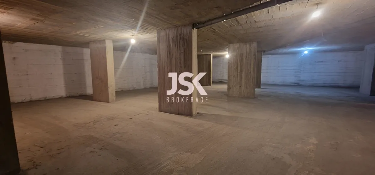 Warehouse for Sale in Batroun