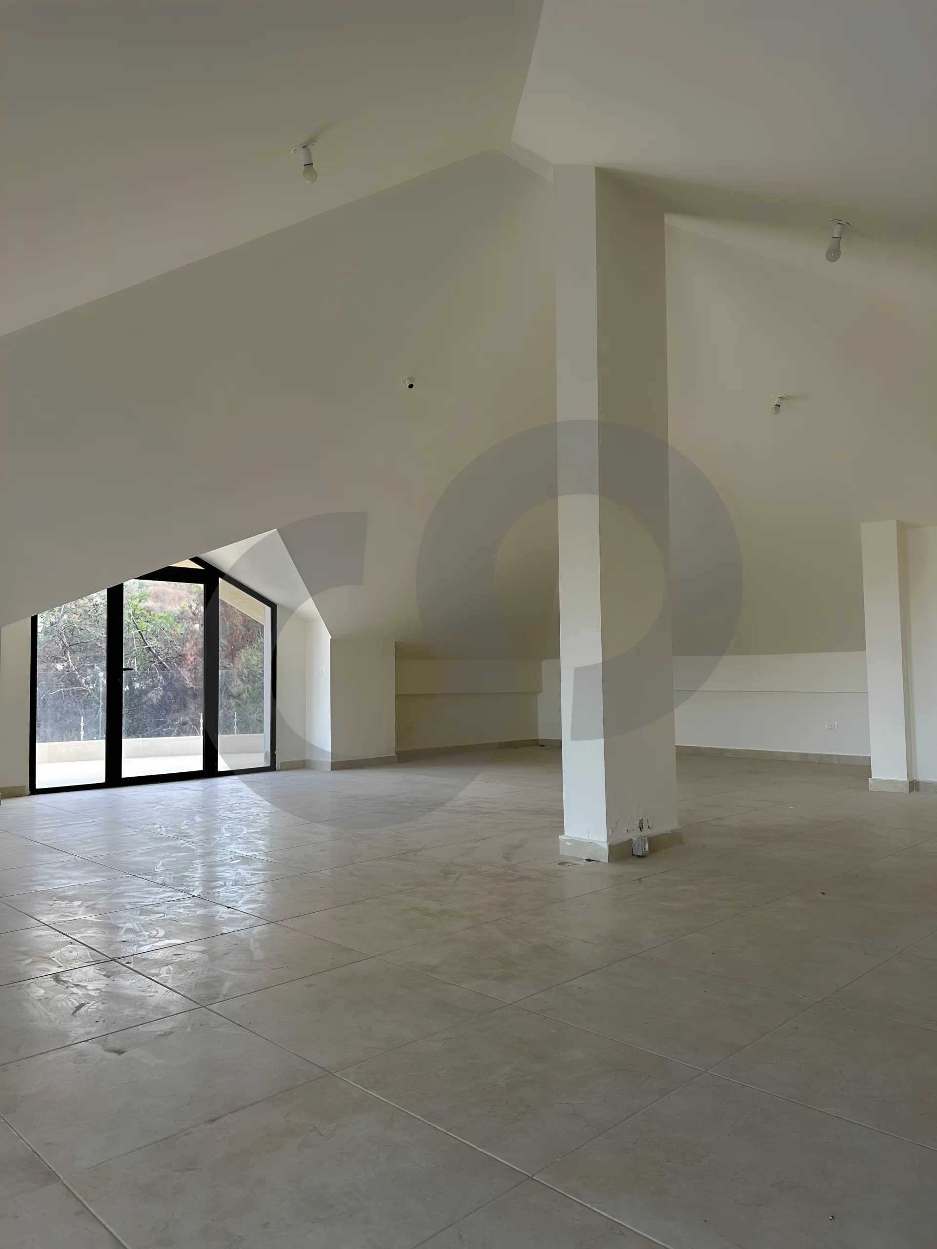 Villa for Sale in Majdelyoun