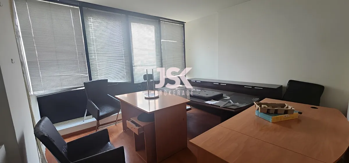 Office for rent in Jisr El Bacha