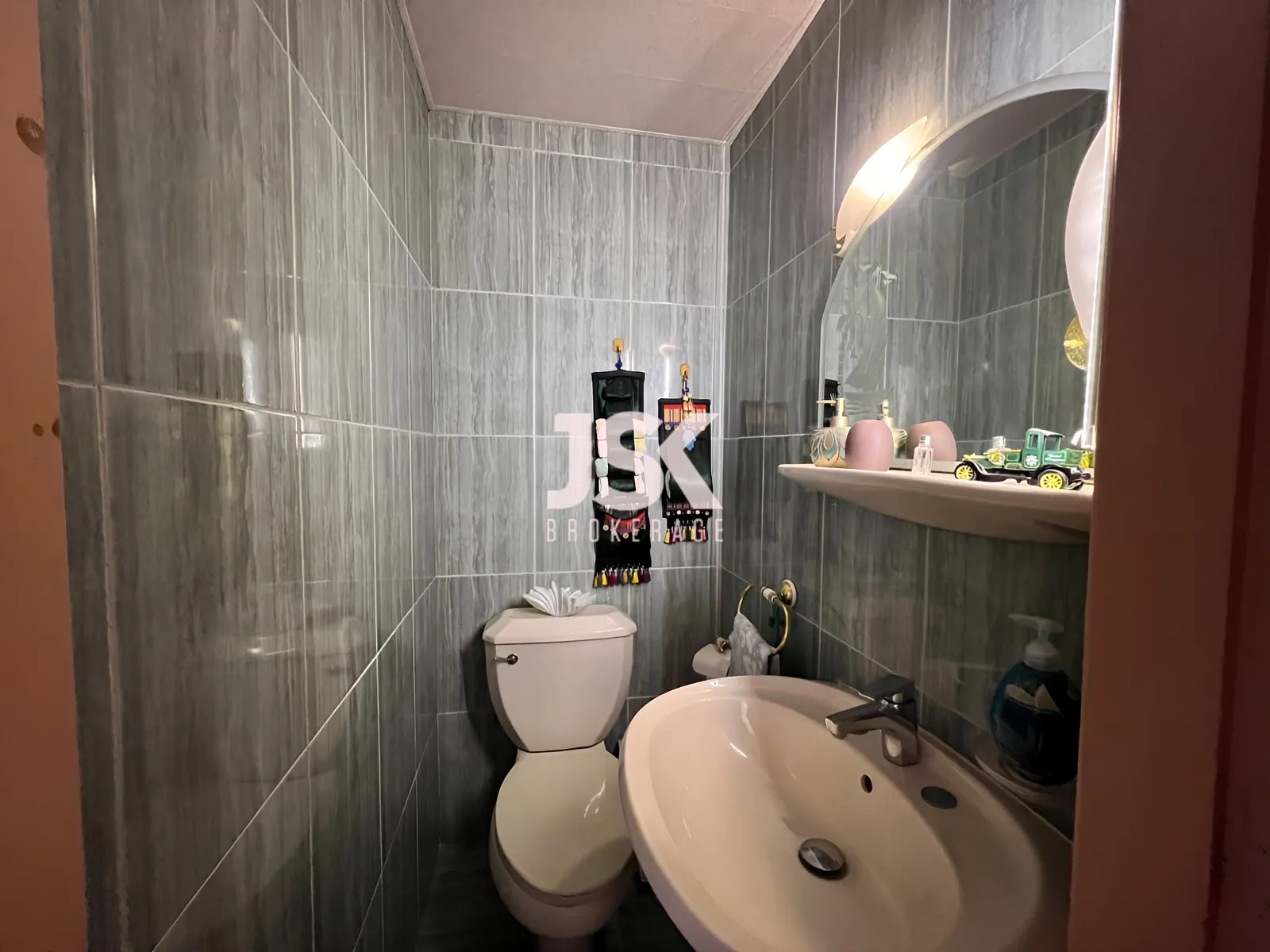 Apartment for Sale in Aley
