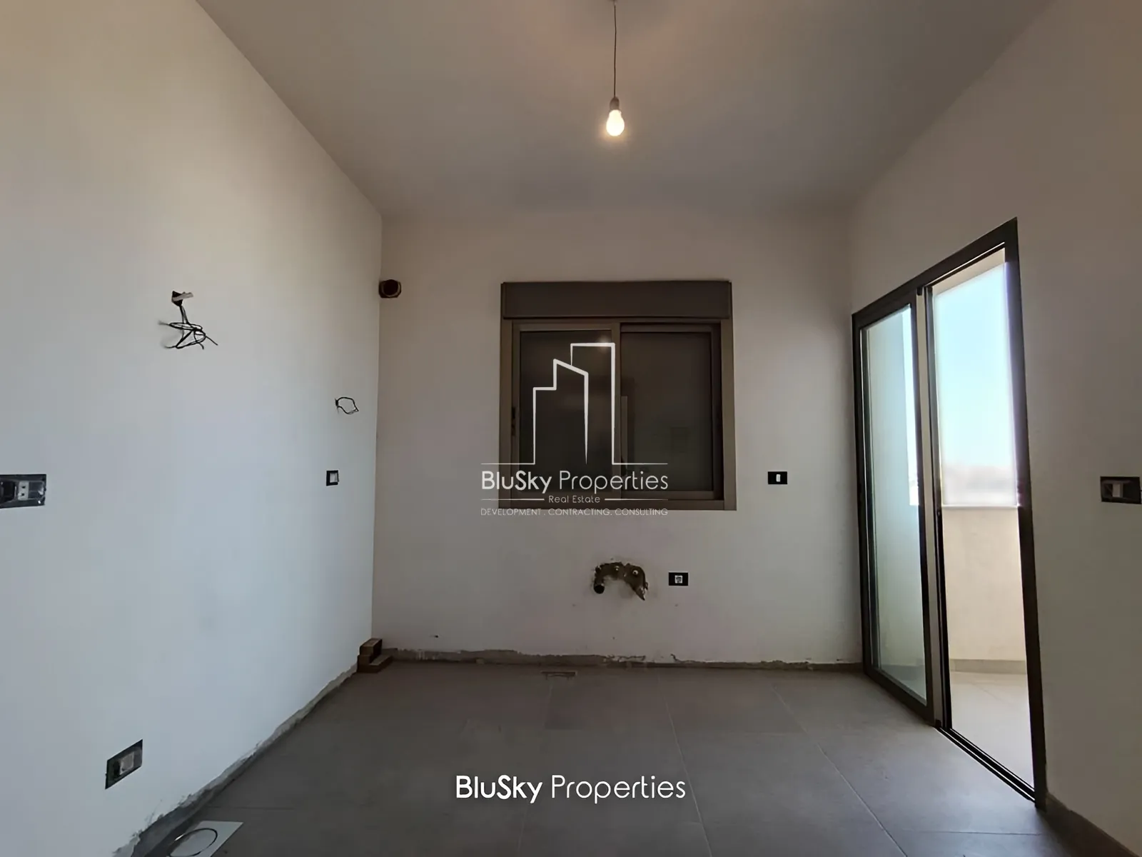 Apartment for Sale in Haret Sakher
