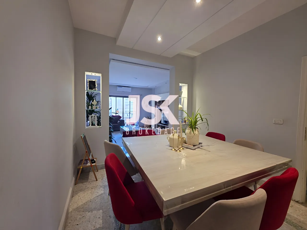 Apartment for Sale in Ain El Remmaneh