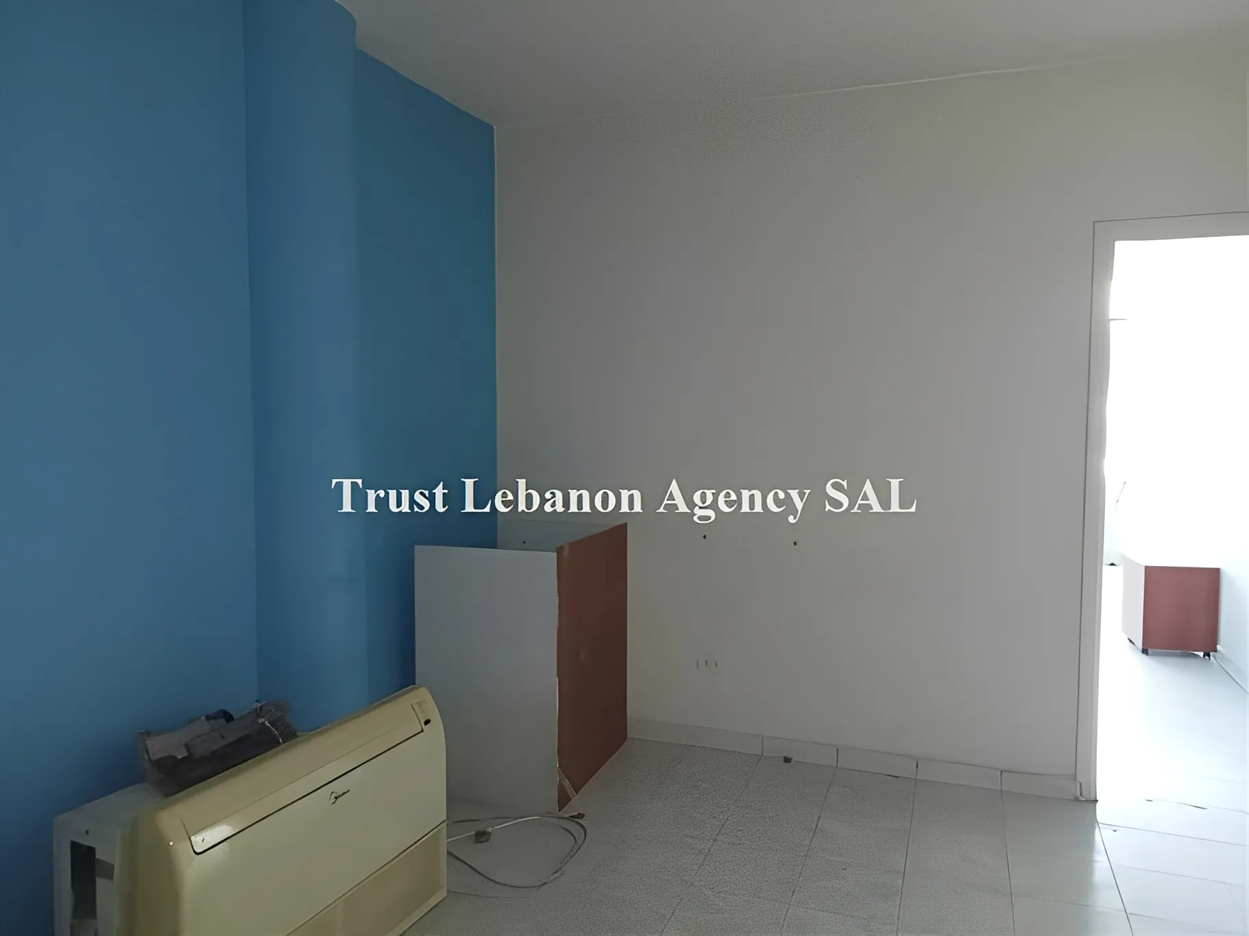 Office for sale in Baabda, Hazmieh