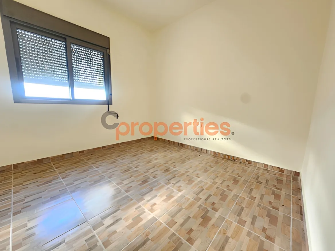 Apartment for Sale in Aamchit