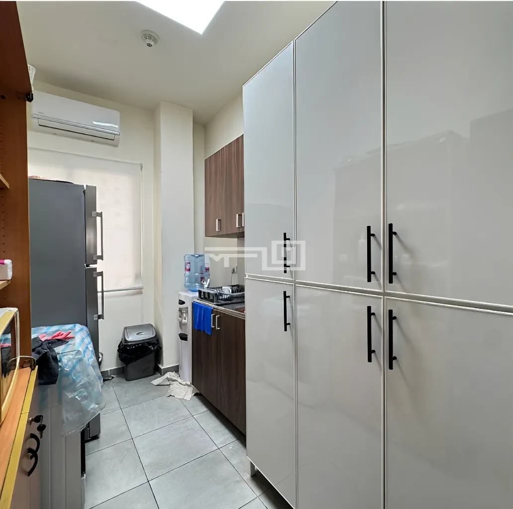 Office for rent in Baouchriyeh