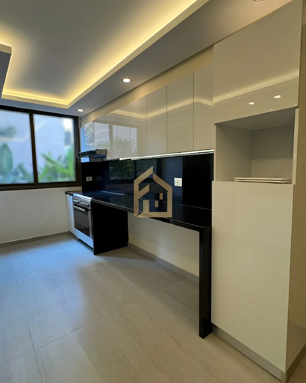 Apartment for rent in Mtaileb, Lebanon - 2 bed, 4 bath