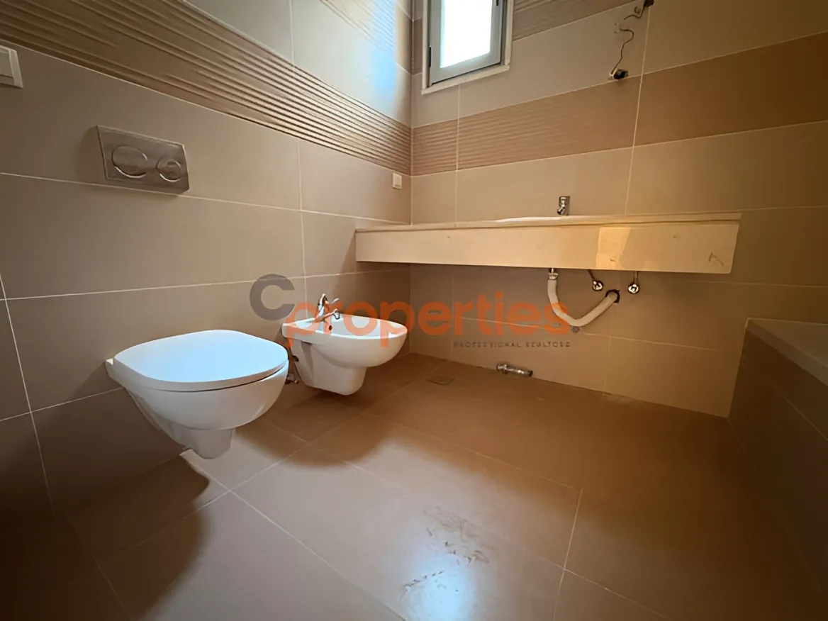 Apartment for Rent in Louaizeh