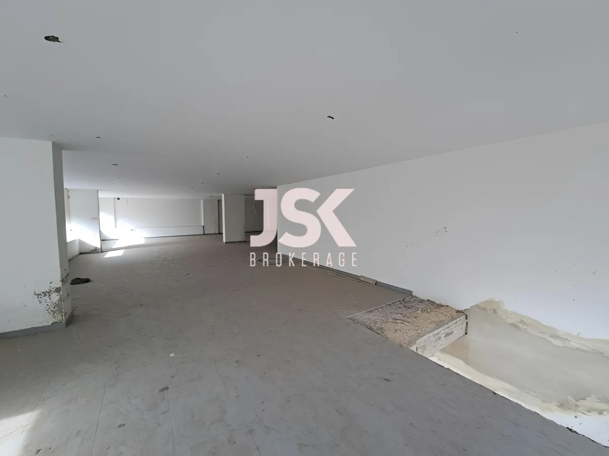 Shop for sale in Baouchriyeh