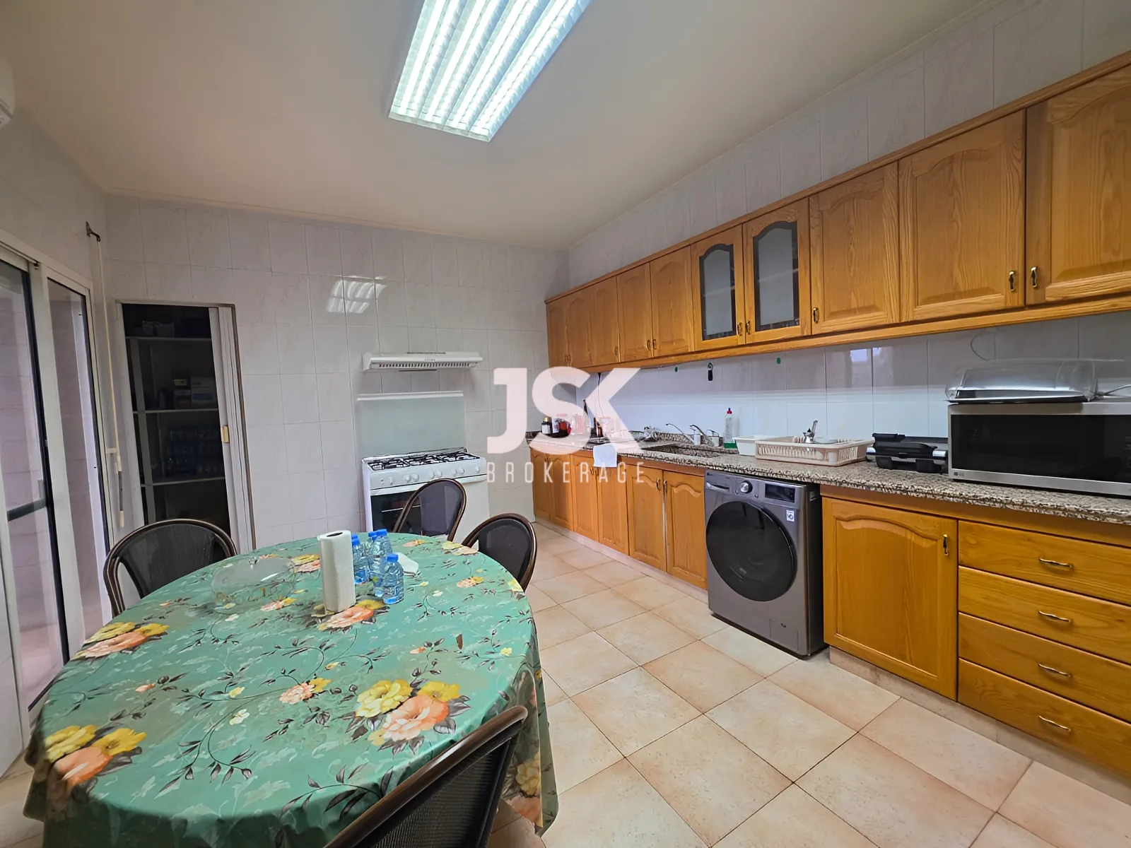 Apartment for Sale in Yarzeh