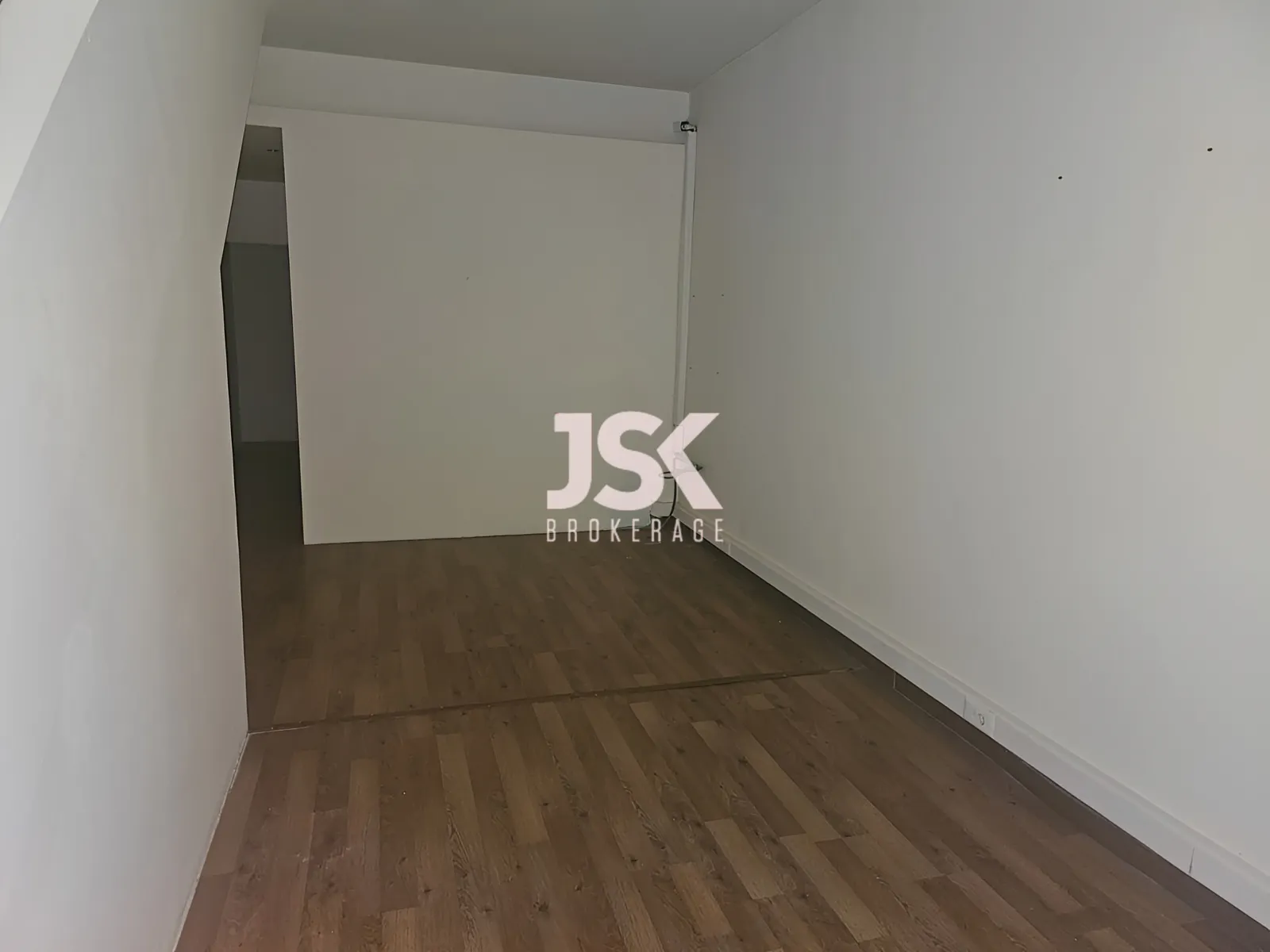 Shop for Rent in Sin El Fil