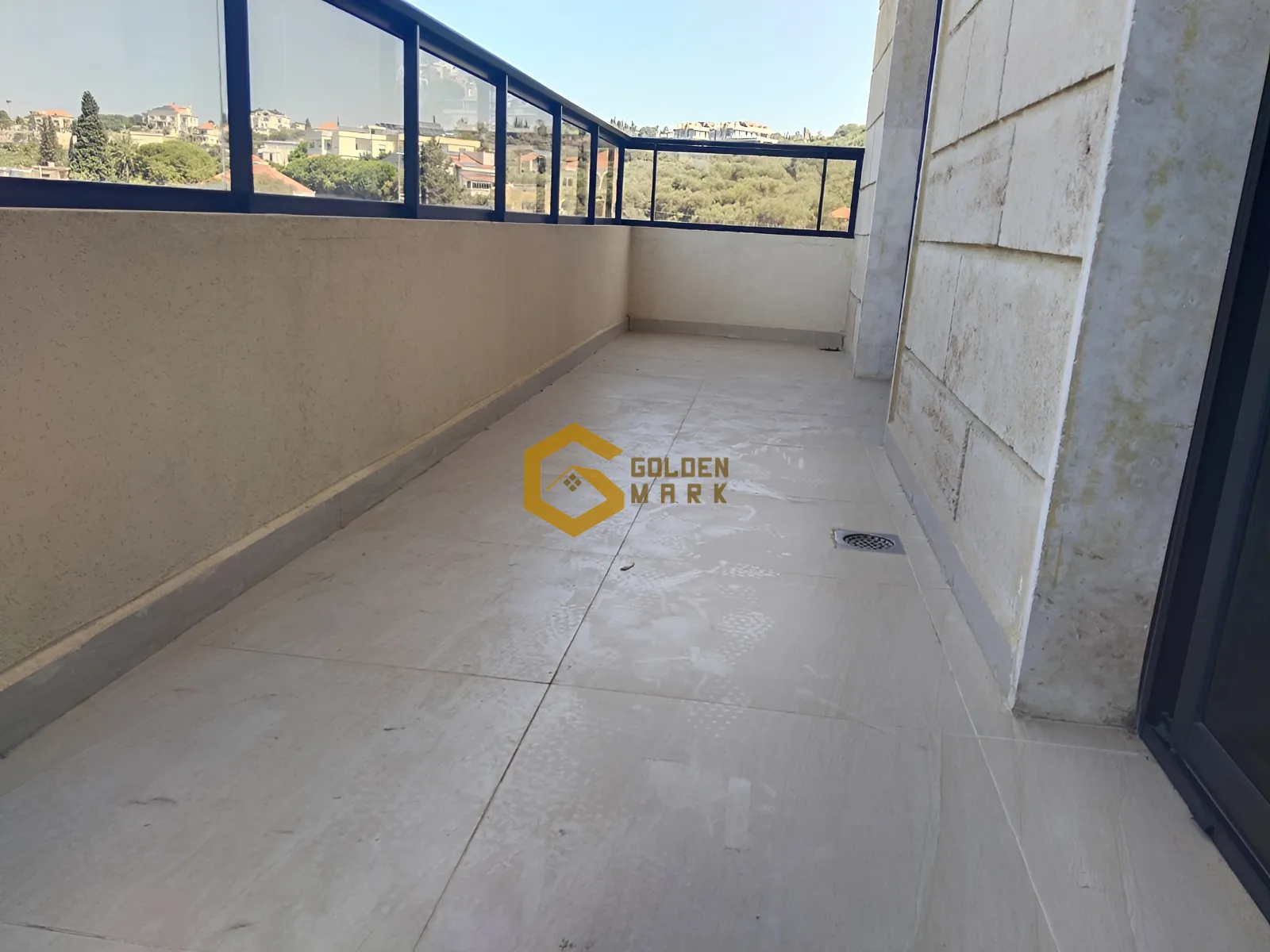 Apartment for Sale in Aamchit