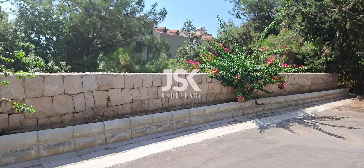 Land for Sale in Dik El Mehdi, Lebanon