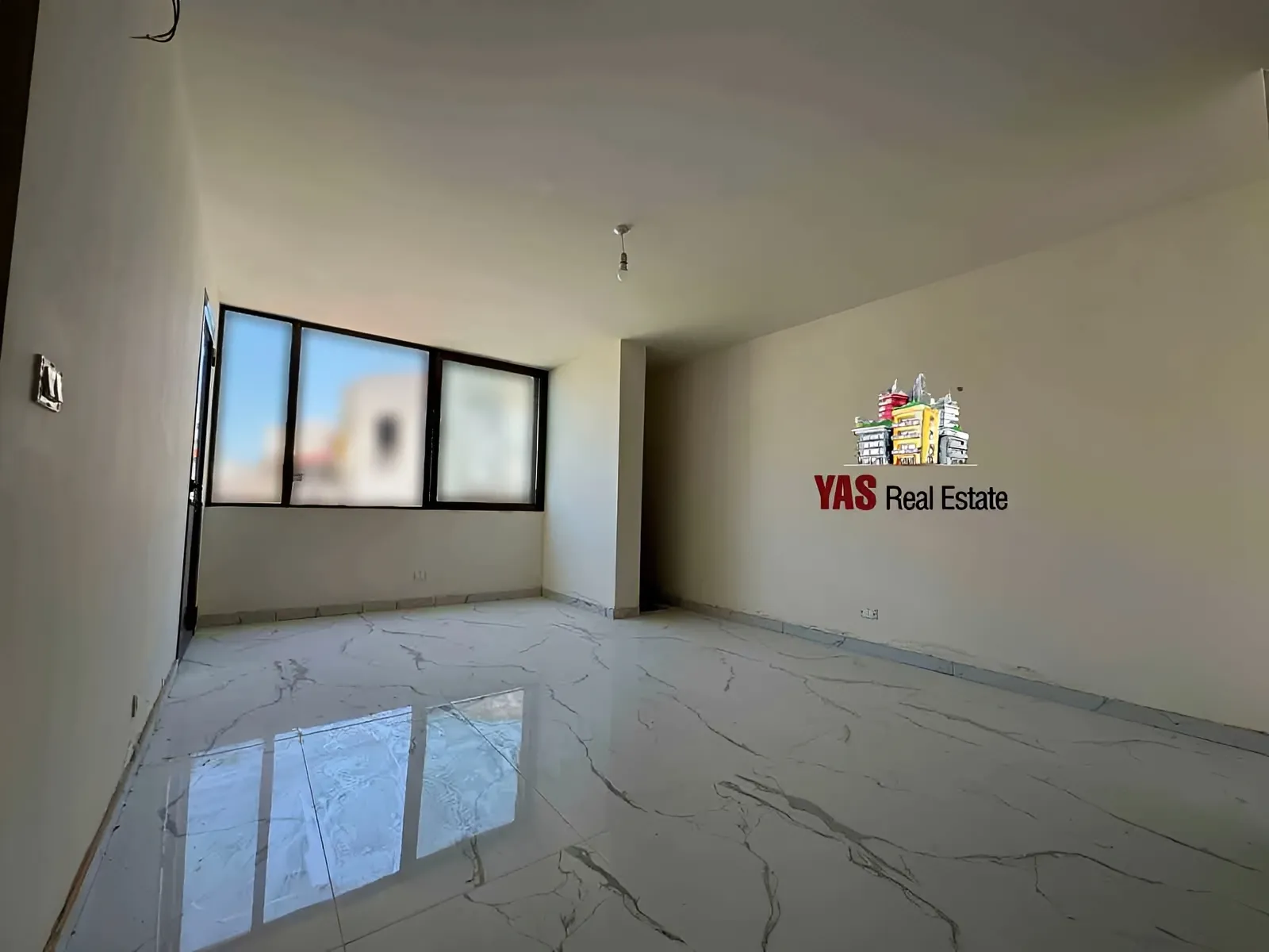 Apartment for Sale in Adonis - 3 bed, 2 bath
