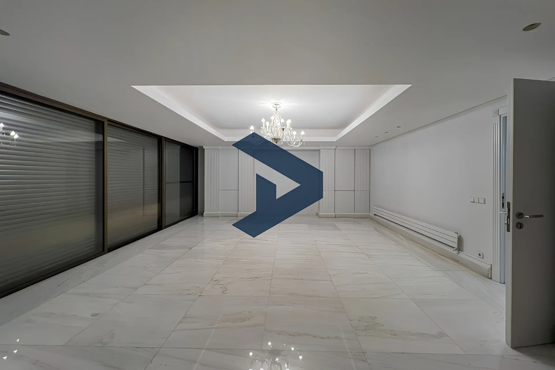 Apartment for rent in Achrafieh, Beirut, Lebanon - 4 bed, 5 bath