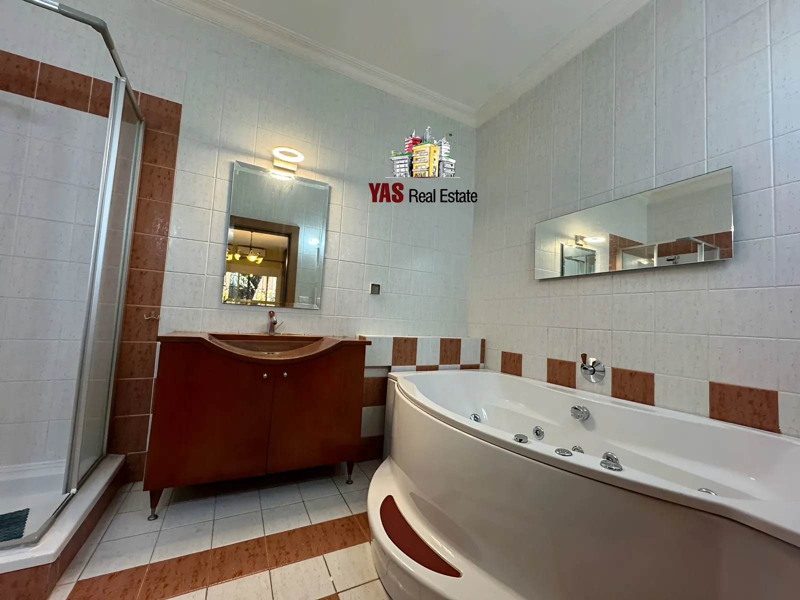 Apartment for Sale in Ballouneh - 3 bed, 4 bath