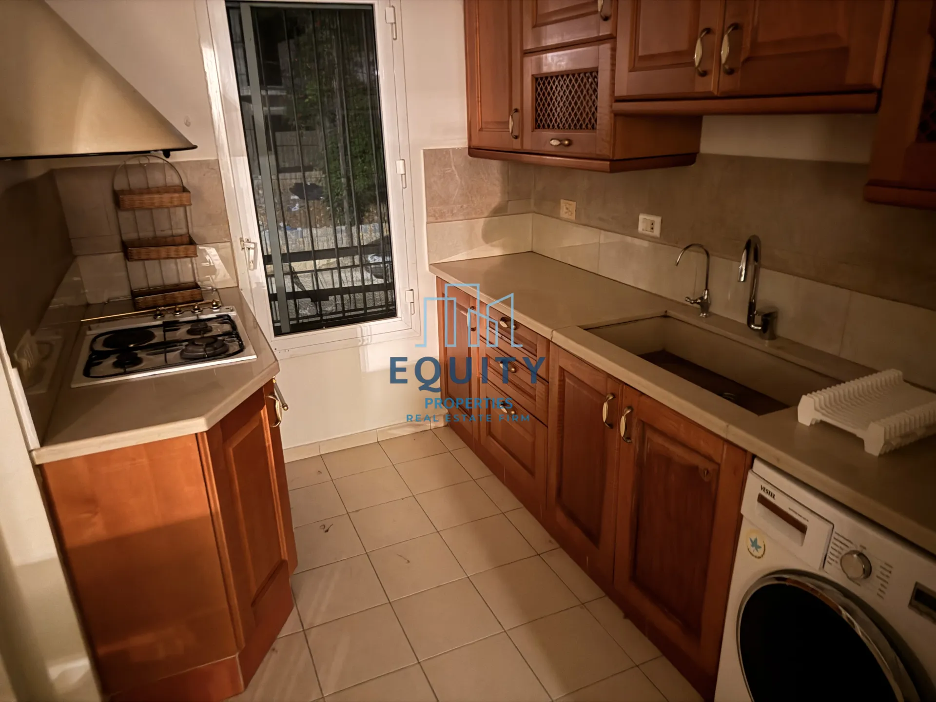 Apartment for rent in Ain Aar