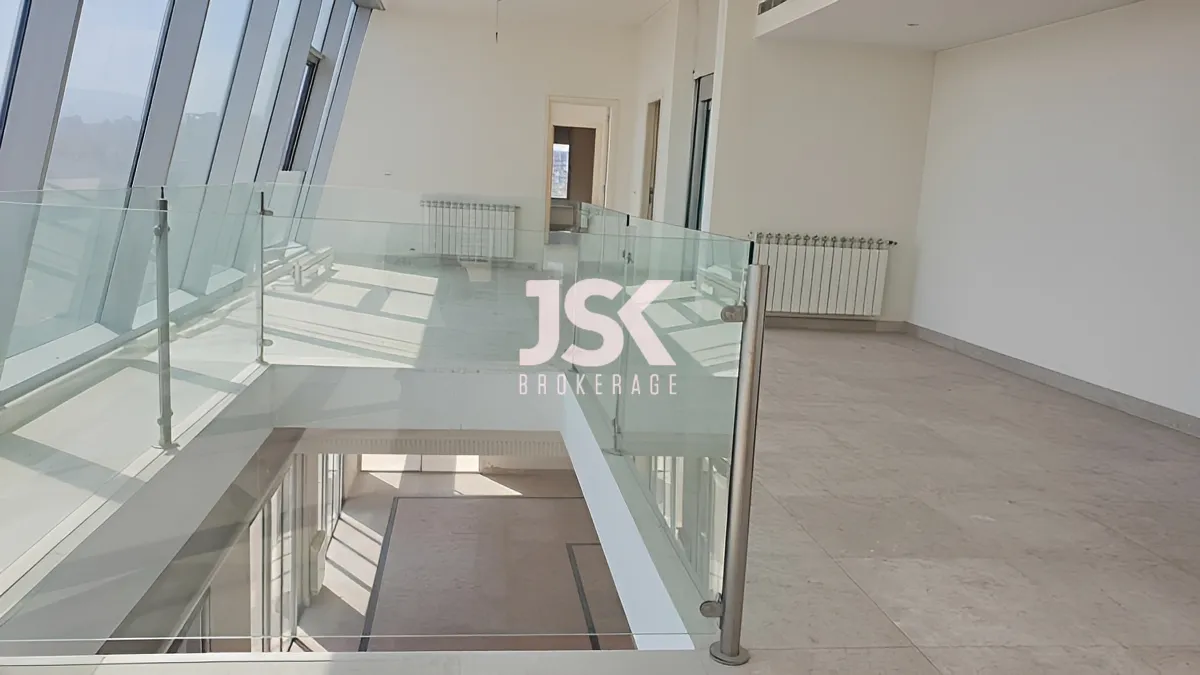 Apartment for Sale in Clemenceau, Bayrut, Lebanon - 5 bed, 6 bath