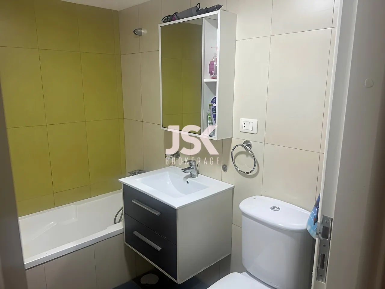 Apartment for Sale in Aley
