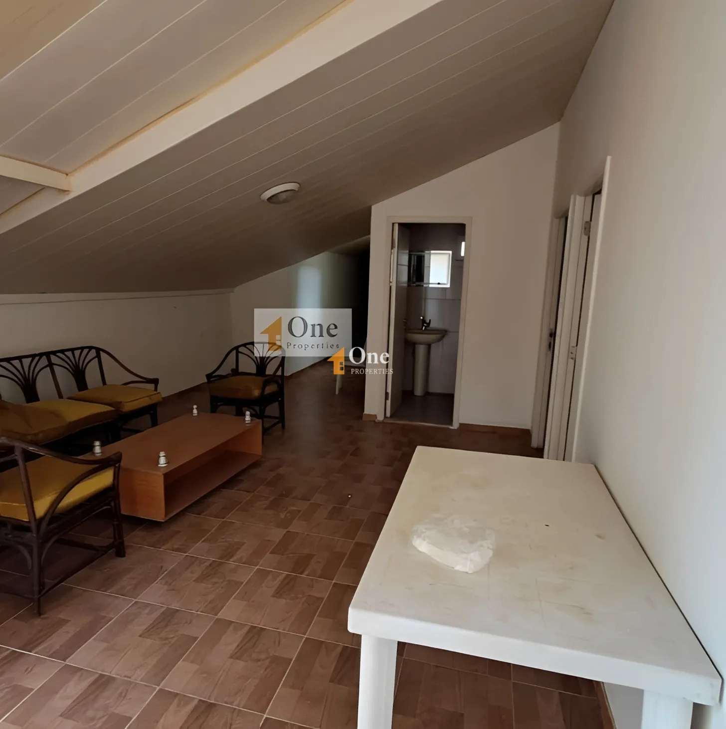 Apartment for rent in Fidar, Lebanon - 2 bed, 2 bath