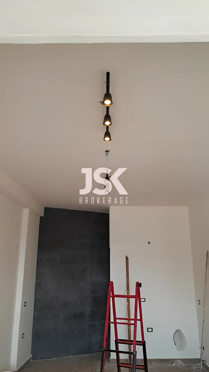 Shop for sale in Beit Meri
