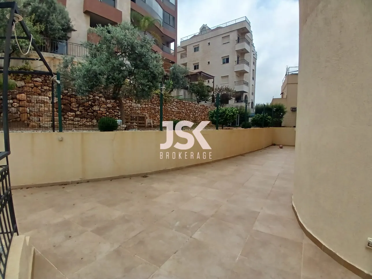 Apartment for Sale in Bsalim