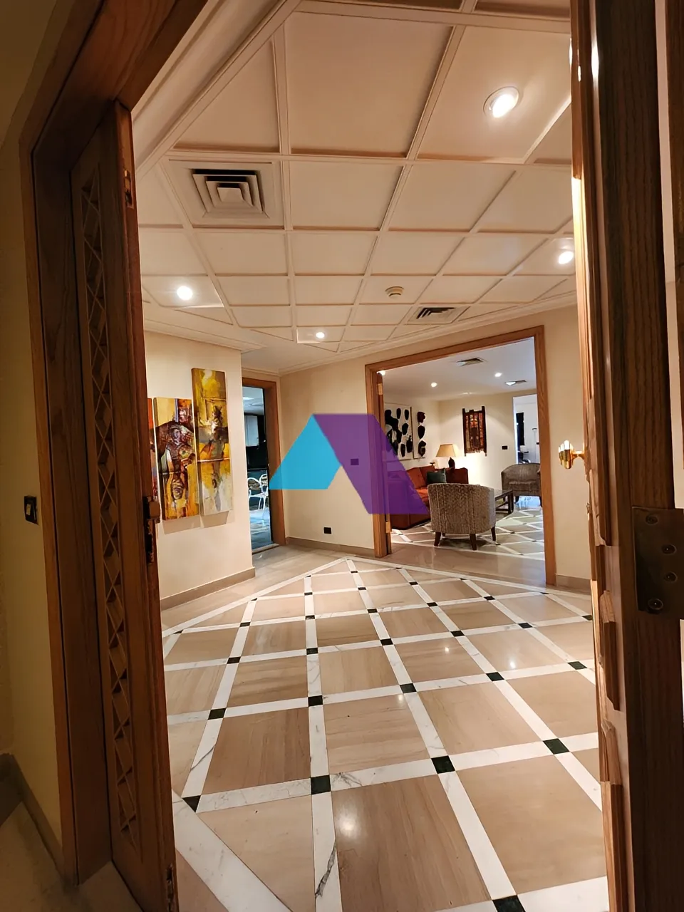 Apartment for Sale in Ain Al Mraiseh - 4 bed, 5 bath