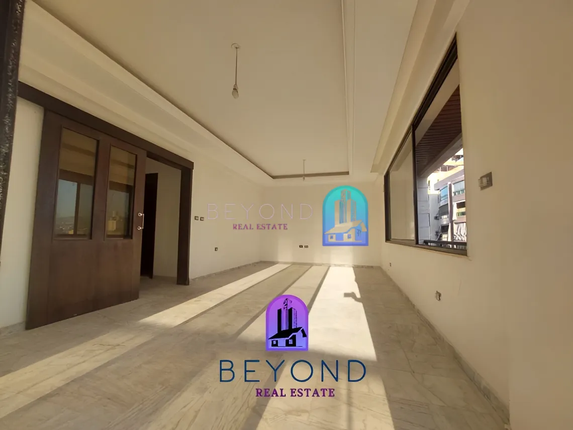 Apartment for sale in Bourj Abi Haydar, Beirut, Lebanon - 3 bed, 4 bath