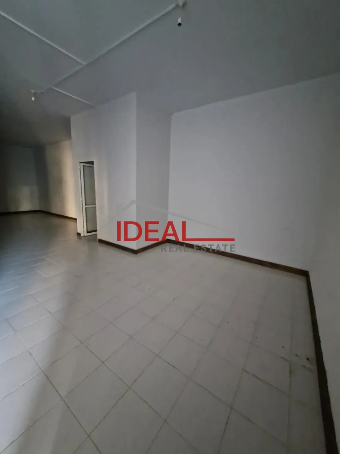 Shop for rent in Adma w Dafnah, Lebanon