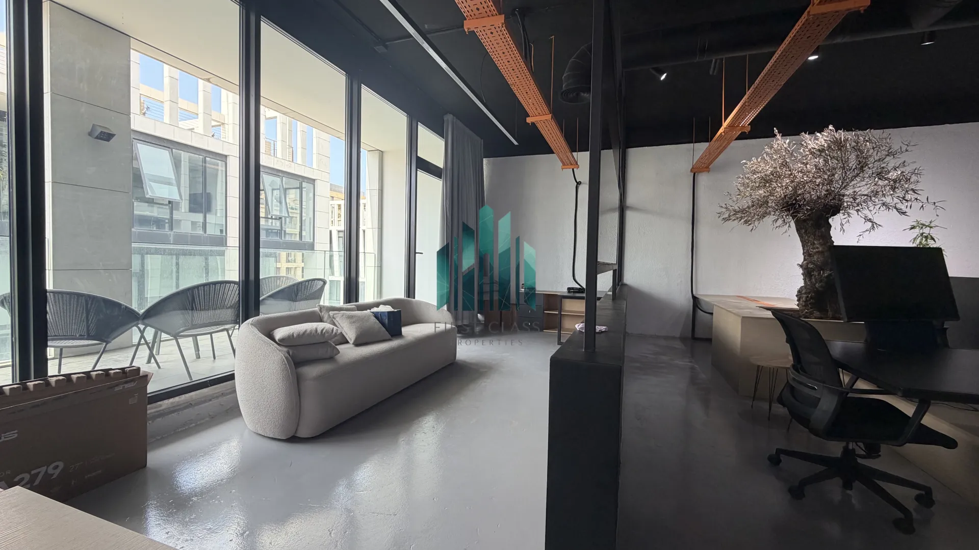 Office for rent in DBAYEH
