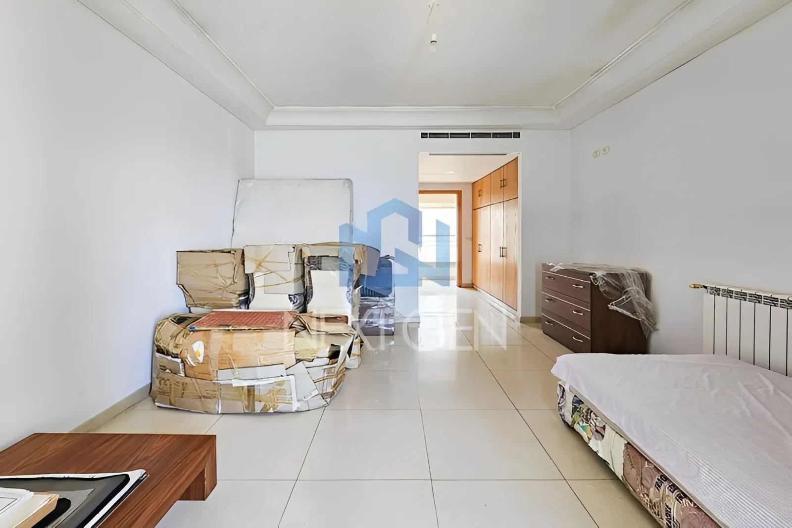 Apartment for Sale in Ain Al Mraiseh