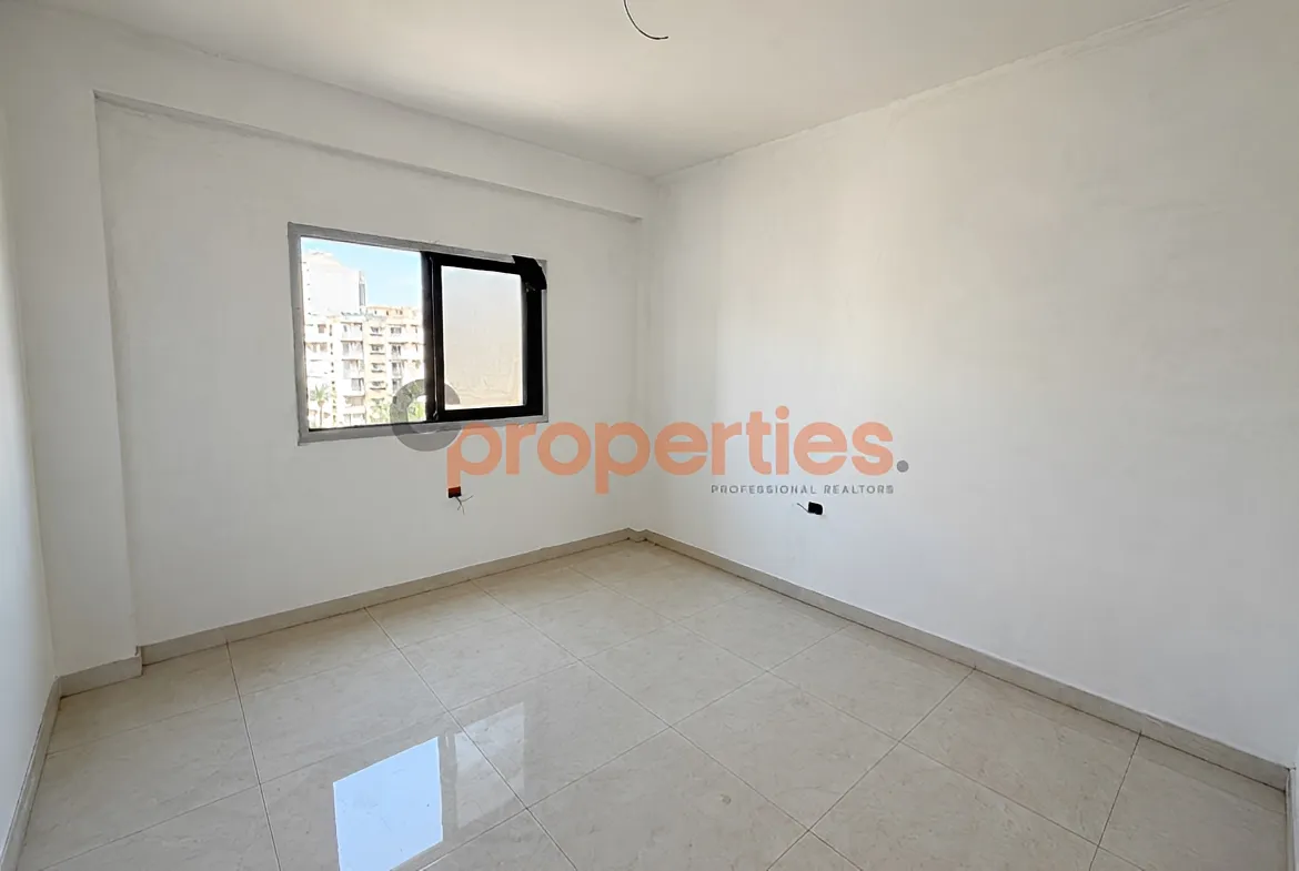 Apartment for Sale in Ain El Remmaneh - 3 bed, 2 bath