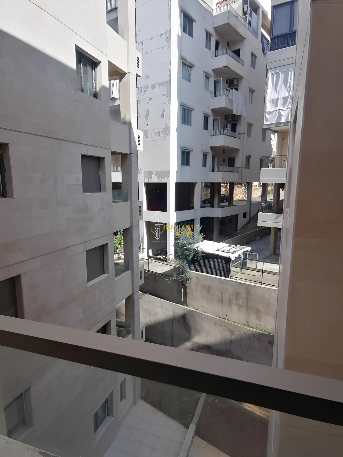Apartment for sale in Haret Sakher