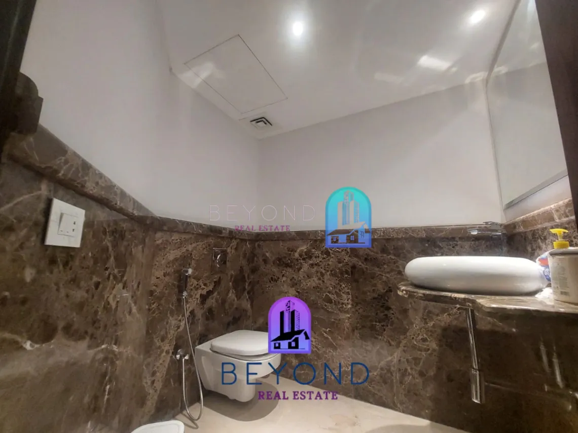 Apartment for sale in Ras Al Naba'a, Beirut, Lebanon
