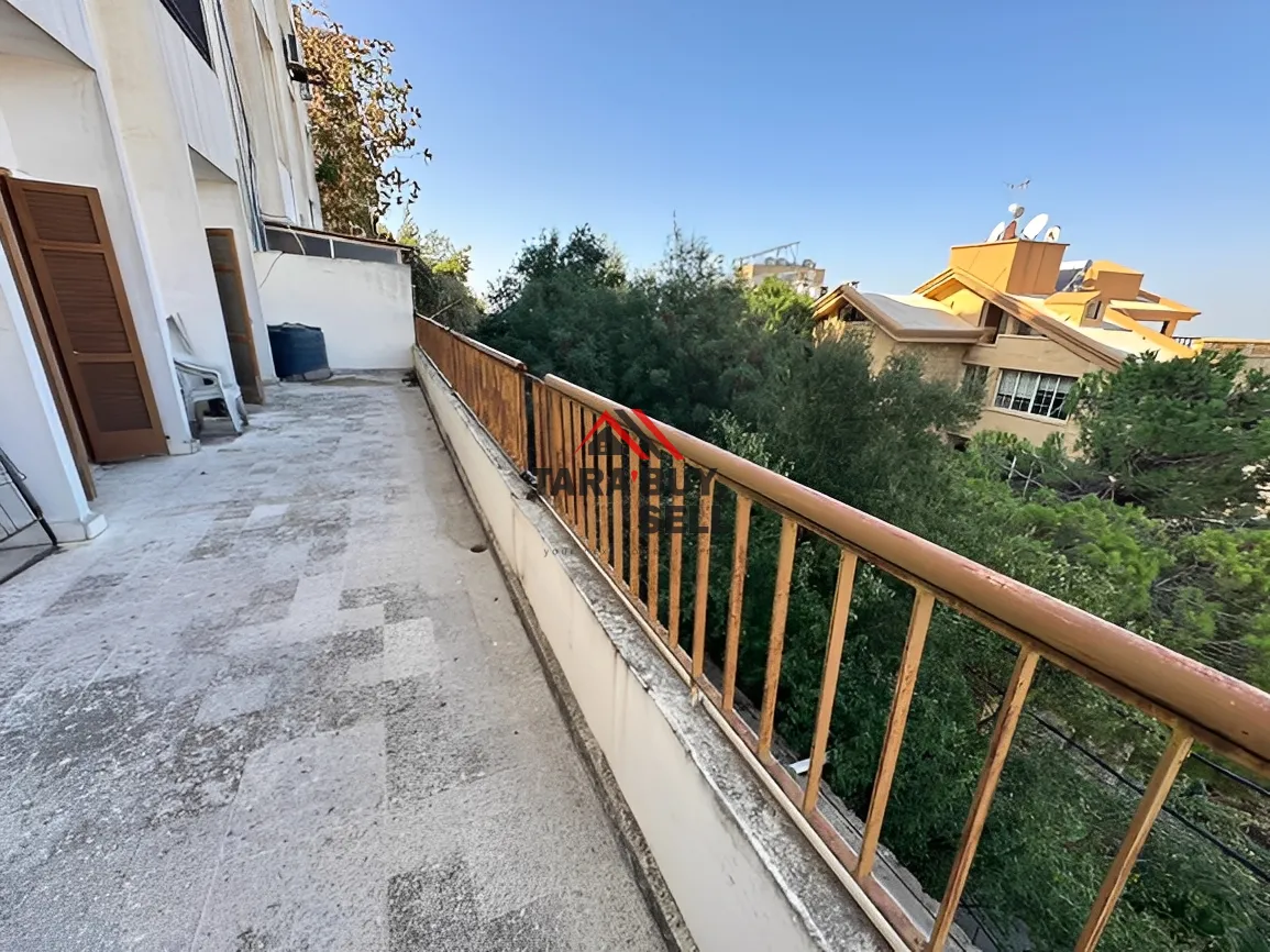 Apartment for Sale in Cornet Chahwan, Lebanon - 2 bed, 2 bath