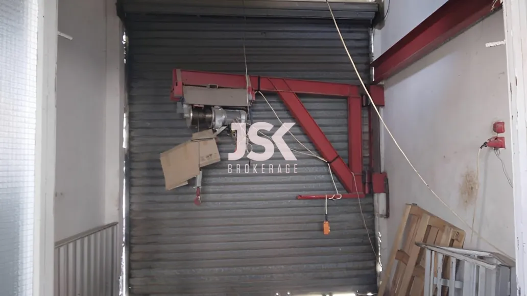 Industrial Unit for rent in Baouchriyeh