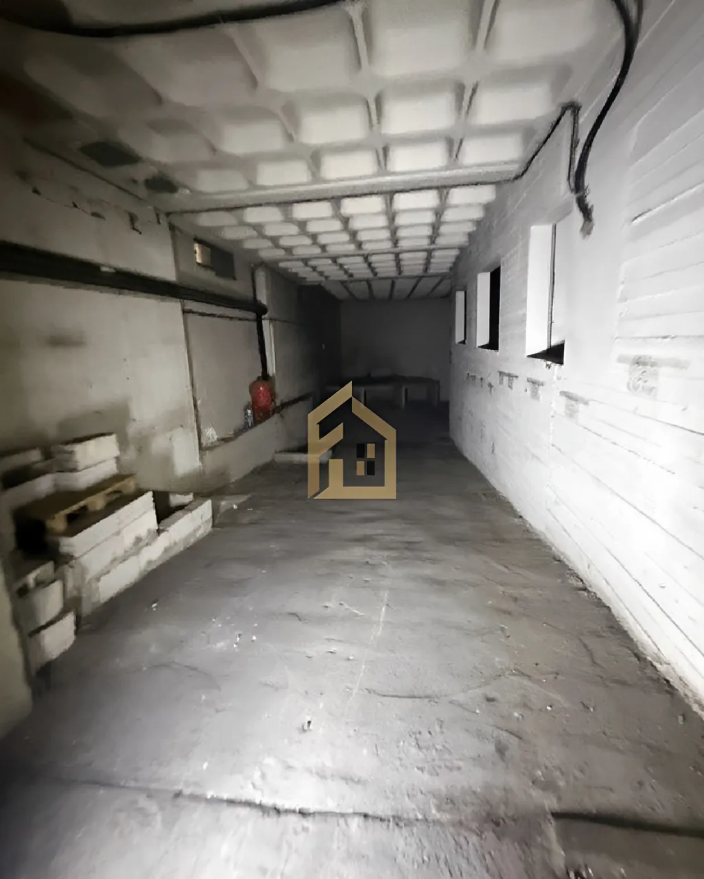 Warehouse for rent in Adonis, Lebanon