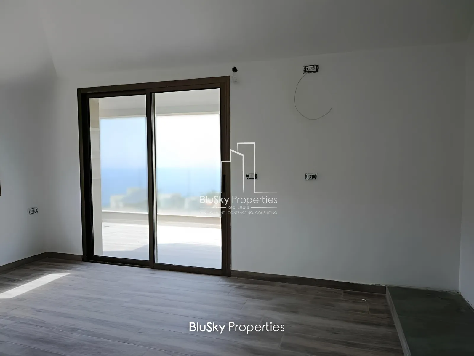 Apartment for Sale in Fatka - 2 bed, 3 bath