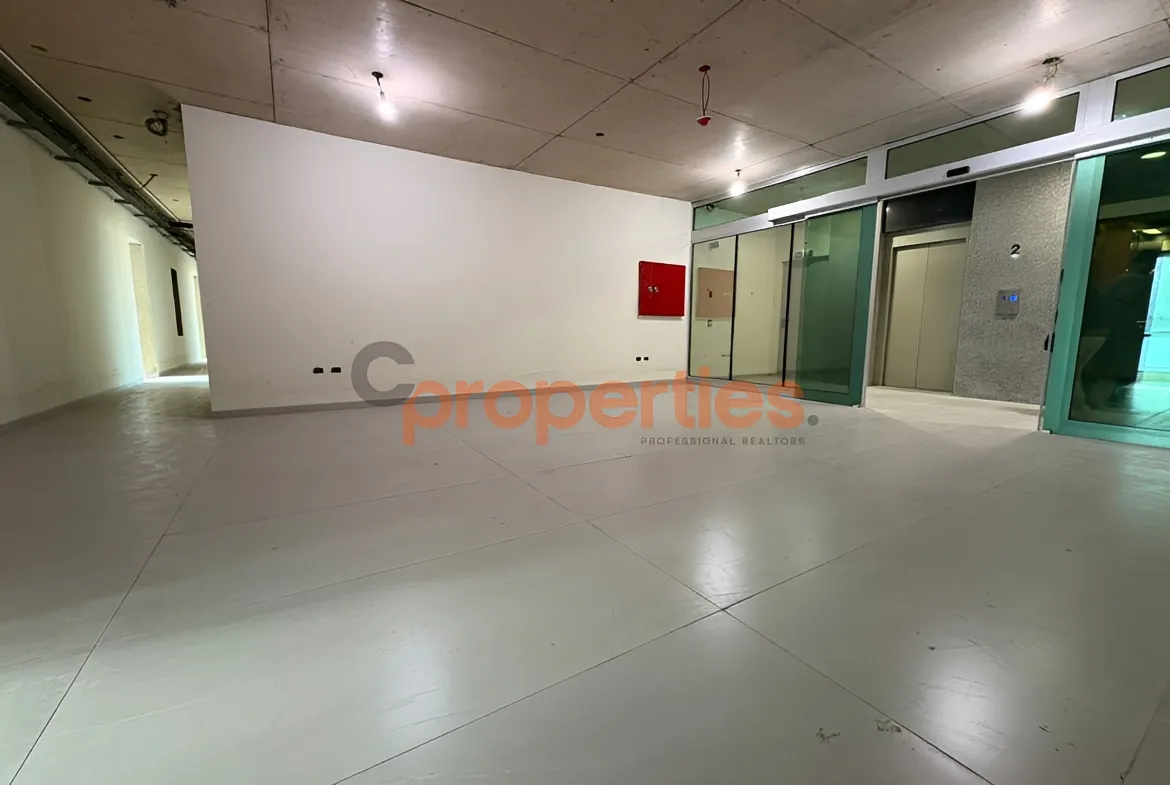 Office for Rent in Louaizeh