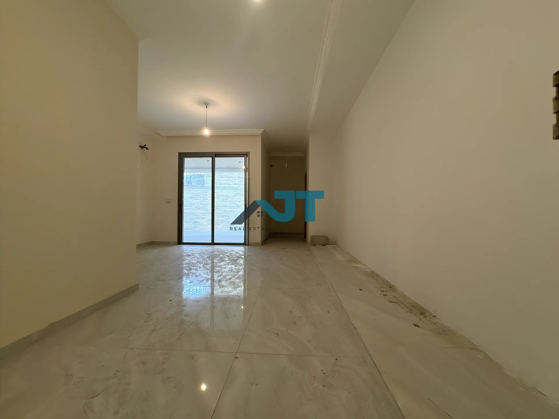 Apartment for Sale in Ain Aar
