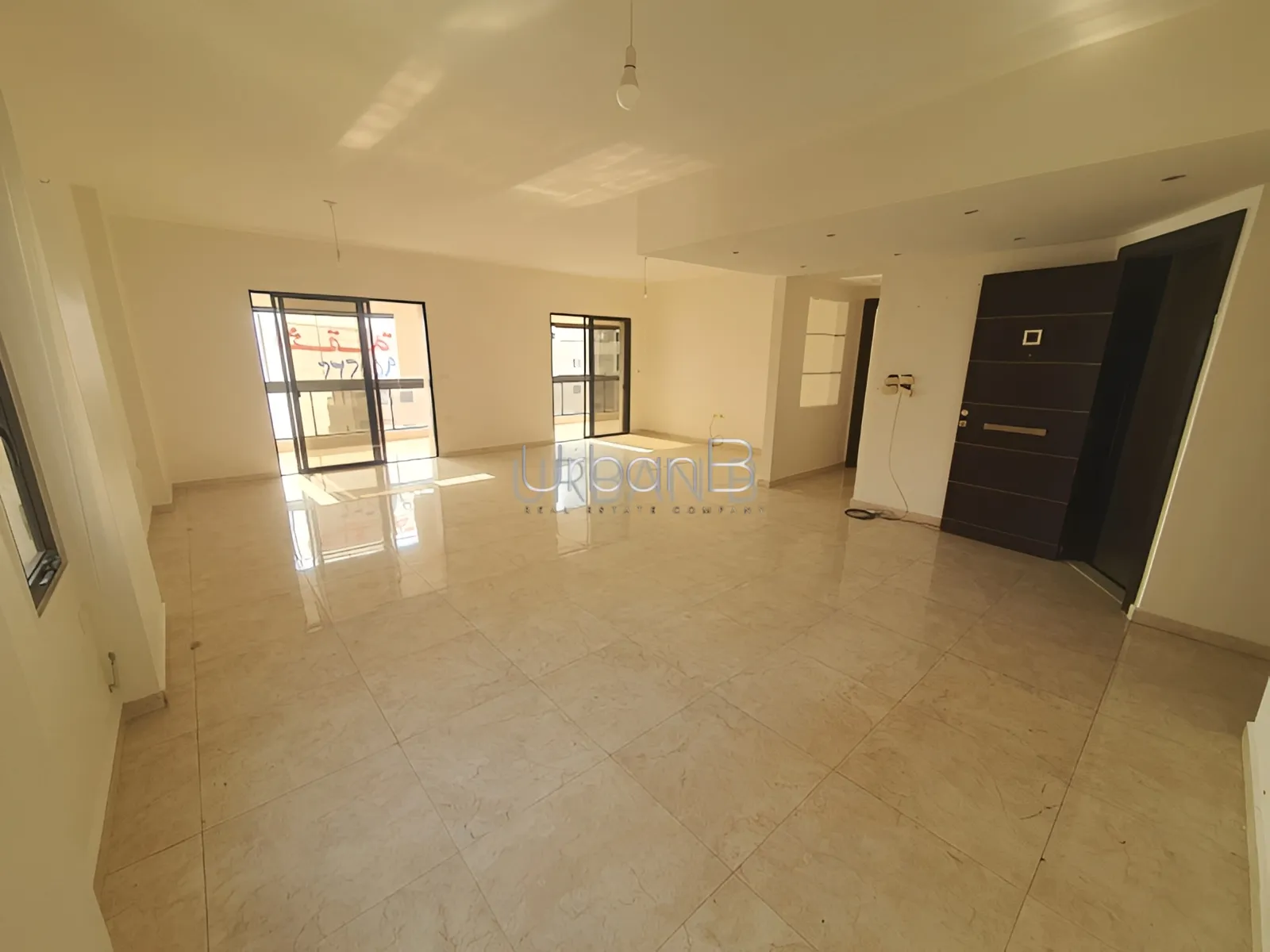 Apartment for sale in Raoucheh, Beirut, Lebanon - 4 bed, 3 bath