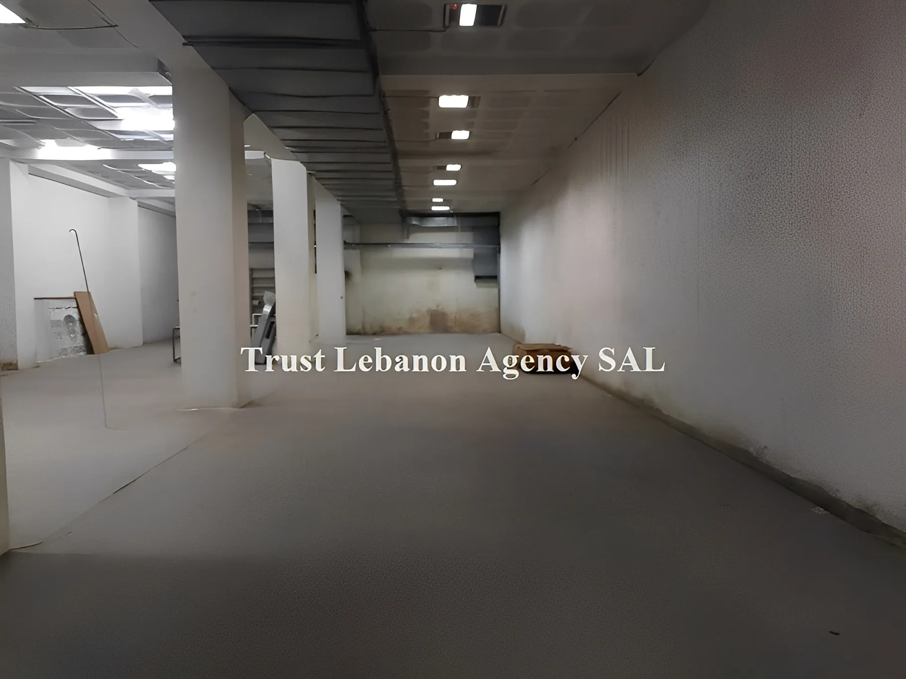 Warehouse for sale in Mar Roukouz