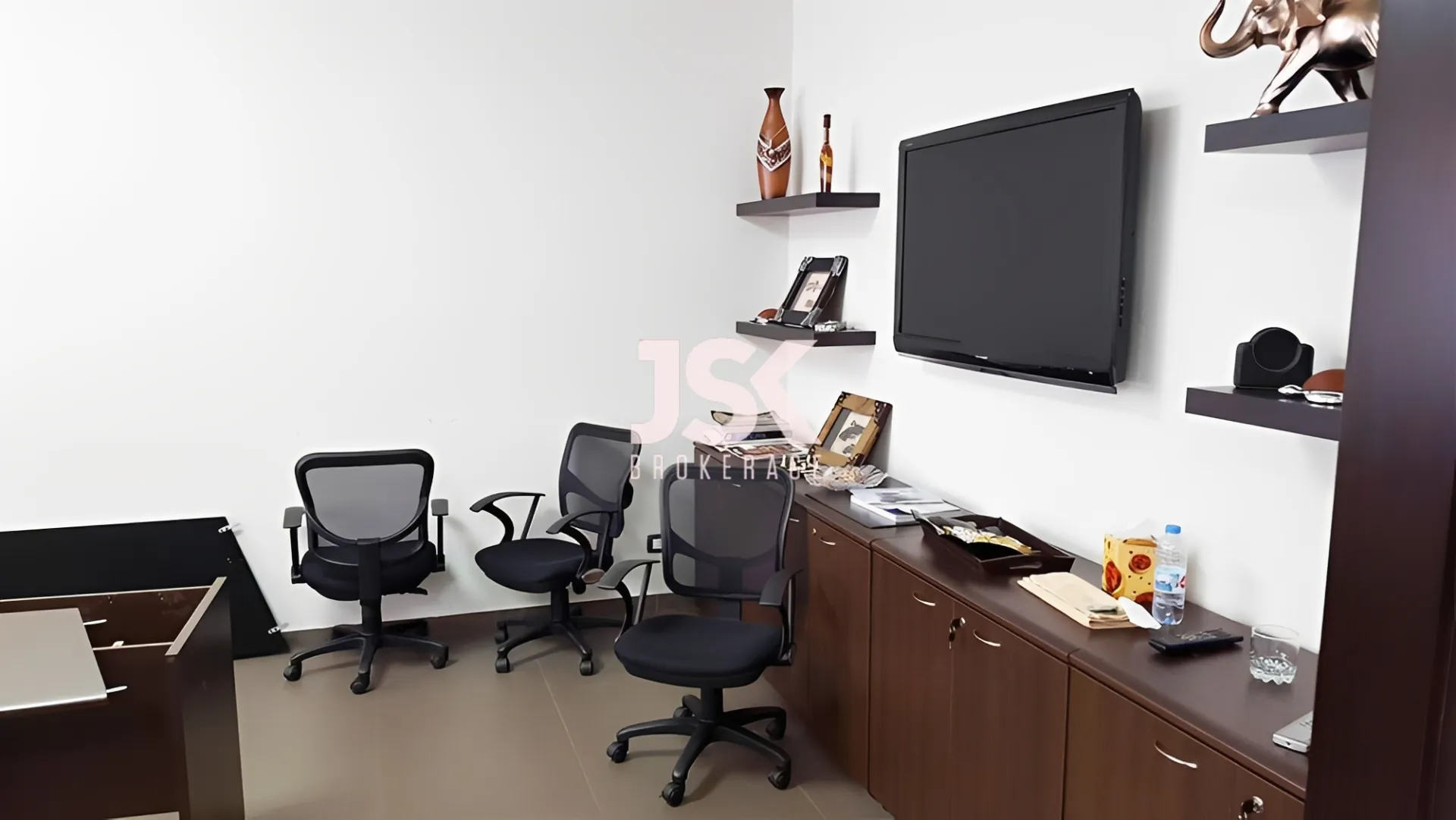 Office for sale in Zalqa, Lebanon
