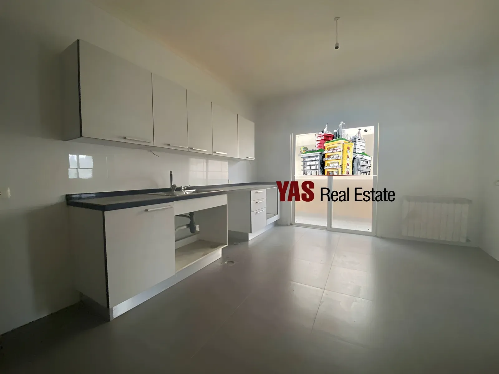 Apartment for Sale in Ajaltoun - 4 bed, 4 bath