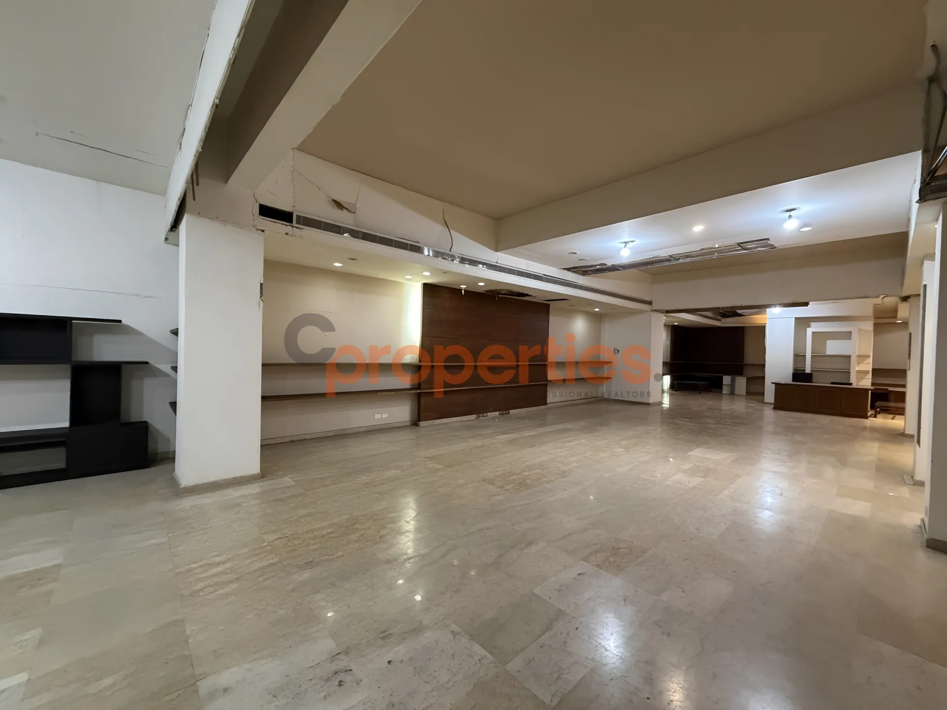 Shop for Rent in Gemmayzeh
