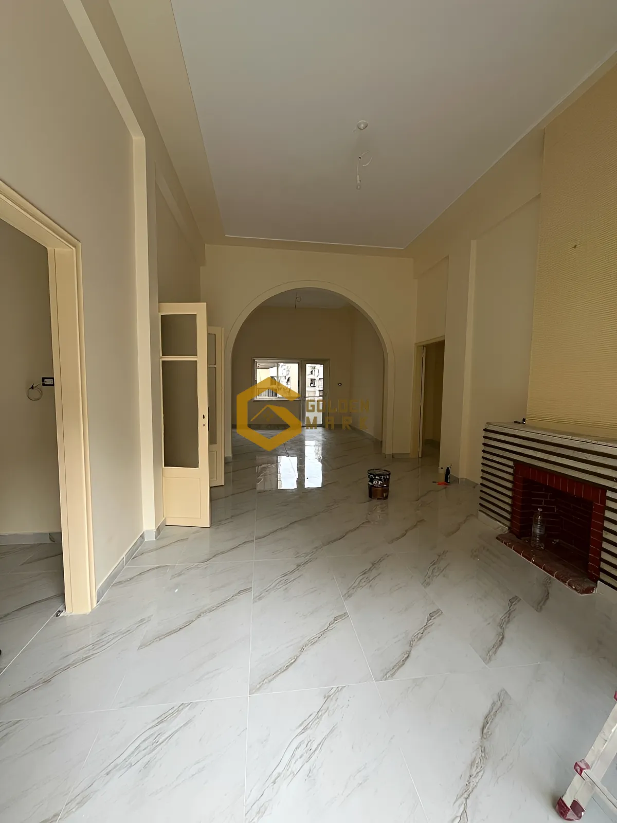 Apartment for Sale in Al Zarif, Beirut - 2 bed, 2 bath