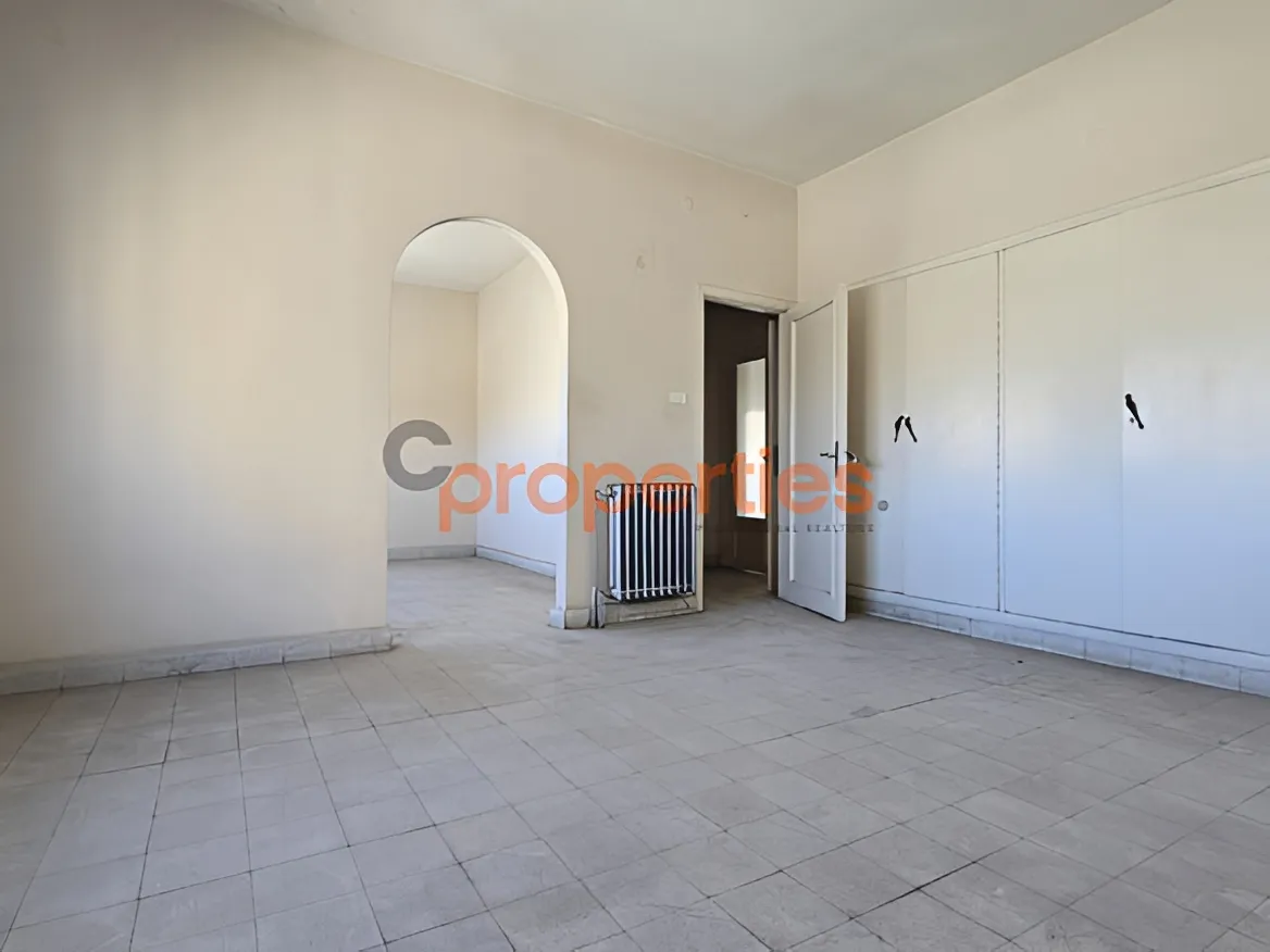 Apartment for Sale in Forn El Chebbak